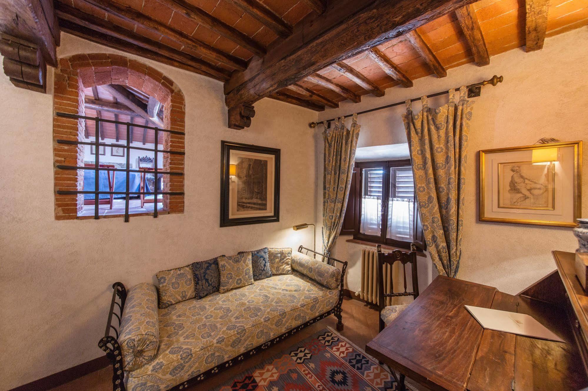 Castelletto Di Montebenichi Apart otel Monte Benichi Dış mekan fotoğraf